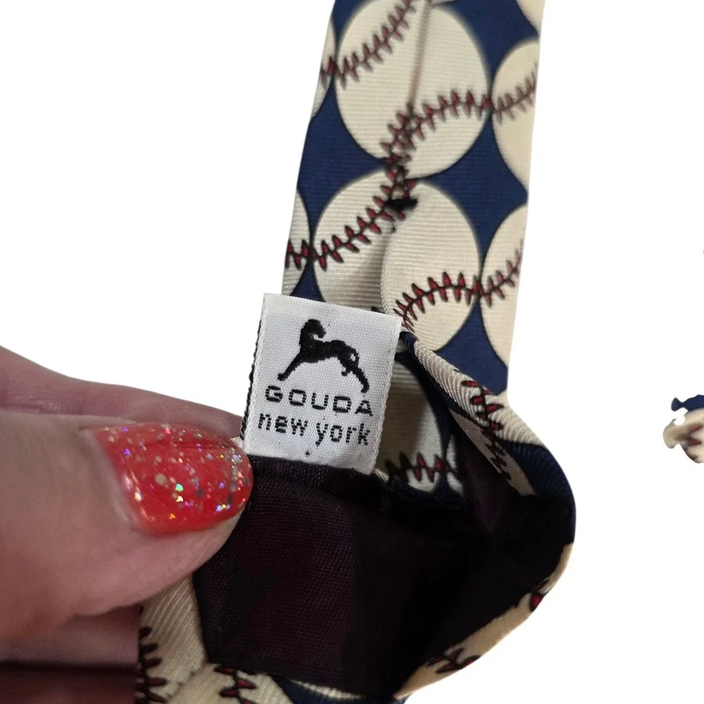 Smithsonian Institution Baseball Pattern Silk Tie Made in‎ USA Blue Cream Sports